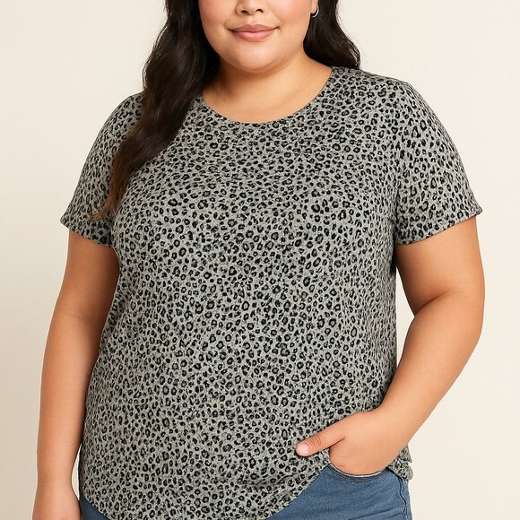 Old Navy Tops - Women's Old Navy Luxe Gray Leopard Print Tee